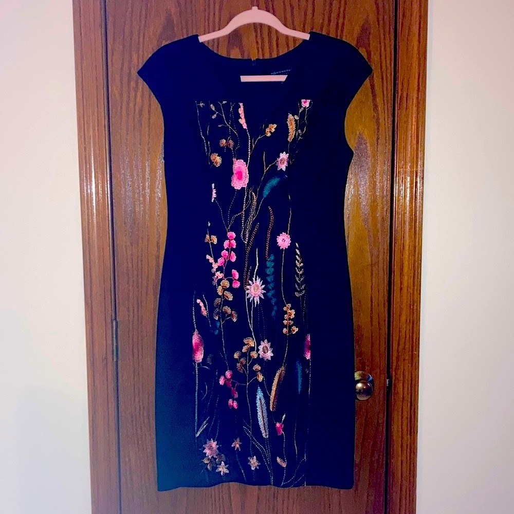 Connected Apparel Black Embroidered Dress Size 6!